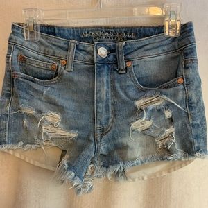 NEW! AE ripped jean shorts